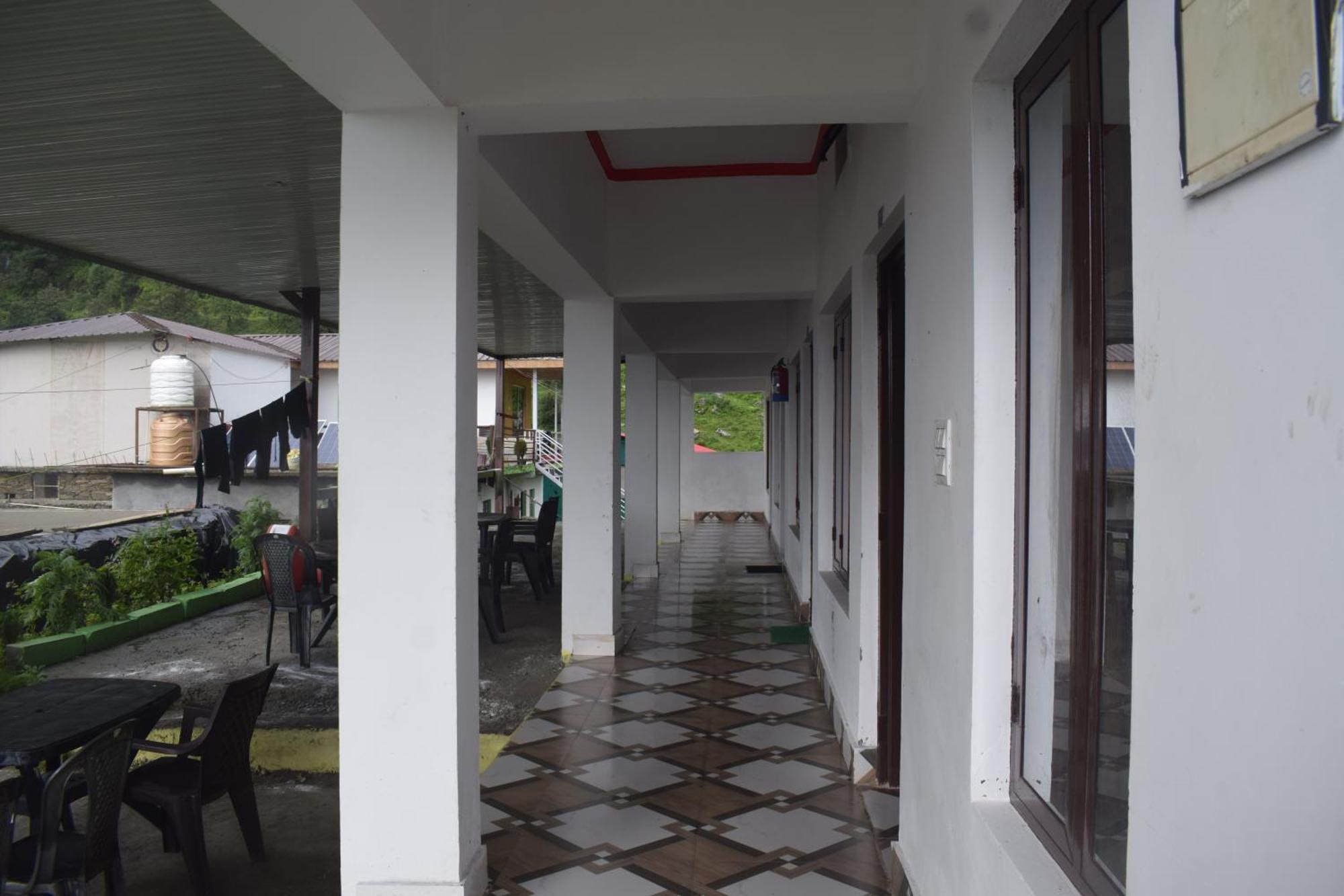 Himrab Chopta Resort Exterior foto
